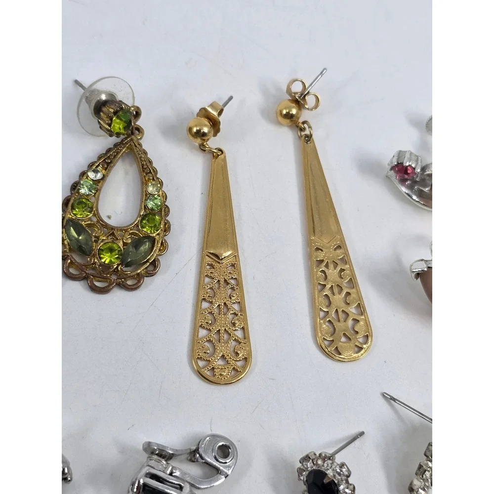 Vintage Costume Earring Lot 9 Pairs Cameo Heart Rhinestone Dangle‎ Clip On Post
